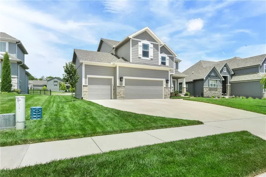 2018 SW Farm Field Lane, Lees Summit, MO 64082 - #3