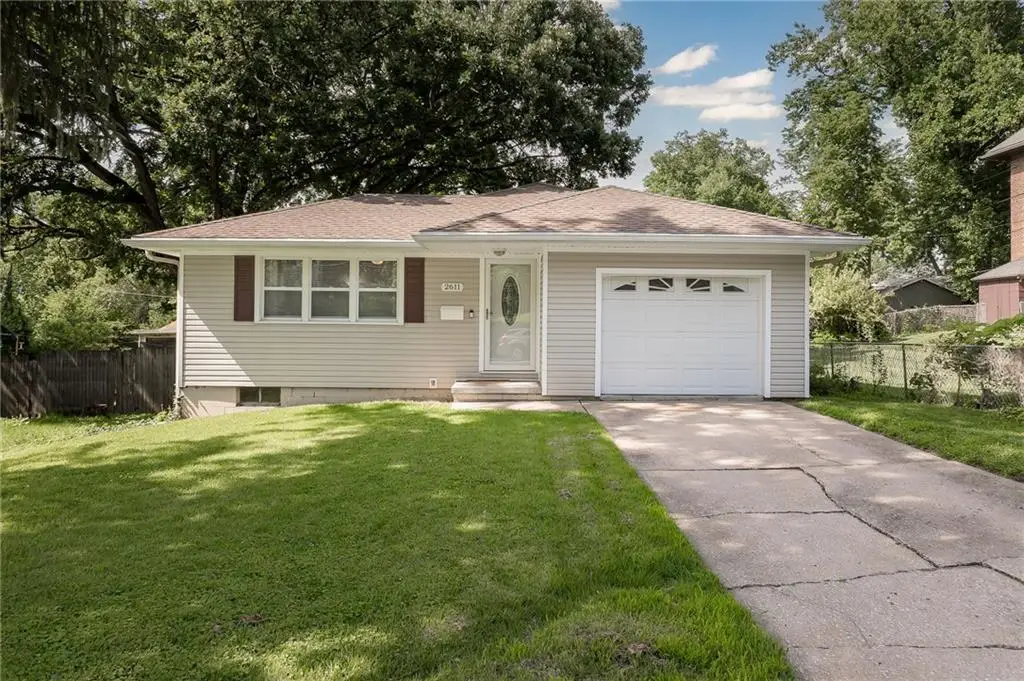2611 Pacific Street, Saint Joseph, MO 64507 - #1