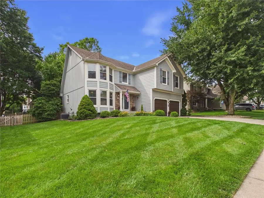 217 SE Sumpter Drive, Lees Summit, MO 64063 - #3