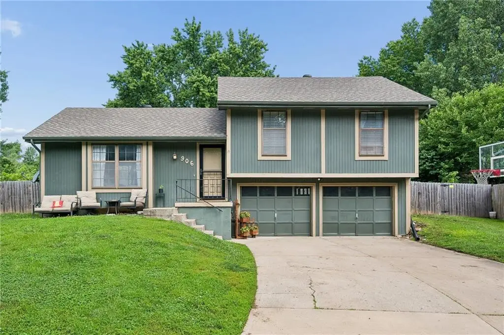 906 Shiloh Court, Liberty, MO 64068 - #1