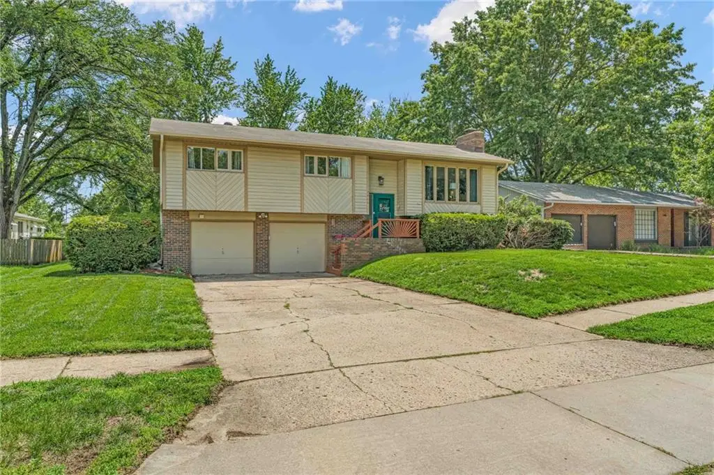 3409 Trail Road, Lawrence, KS 66049 - #1