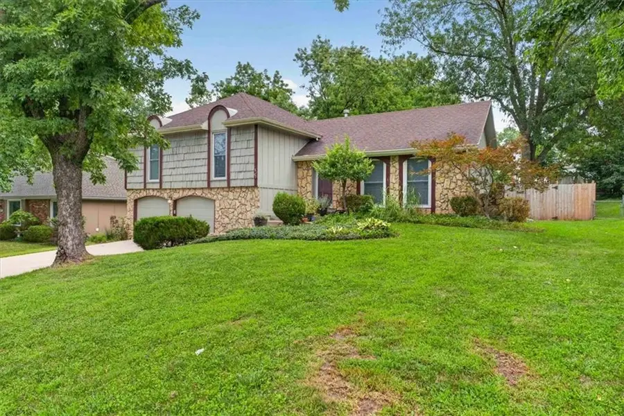 8107 Noland Road, Lenexa, KS 66215 - #3