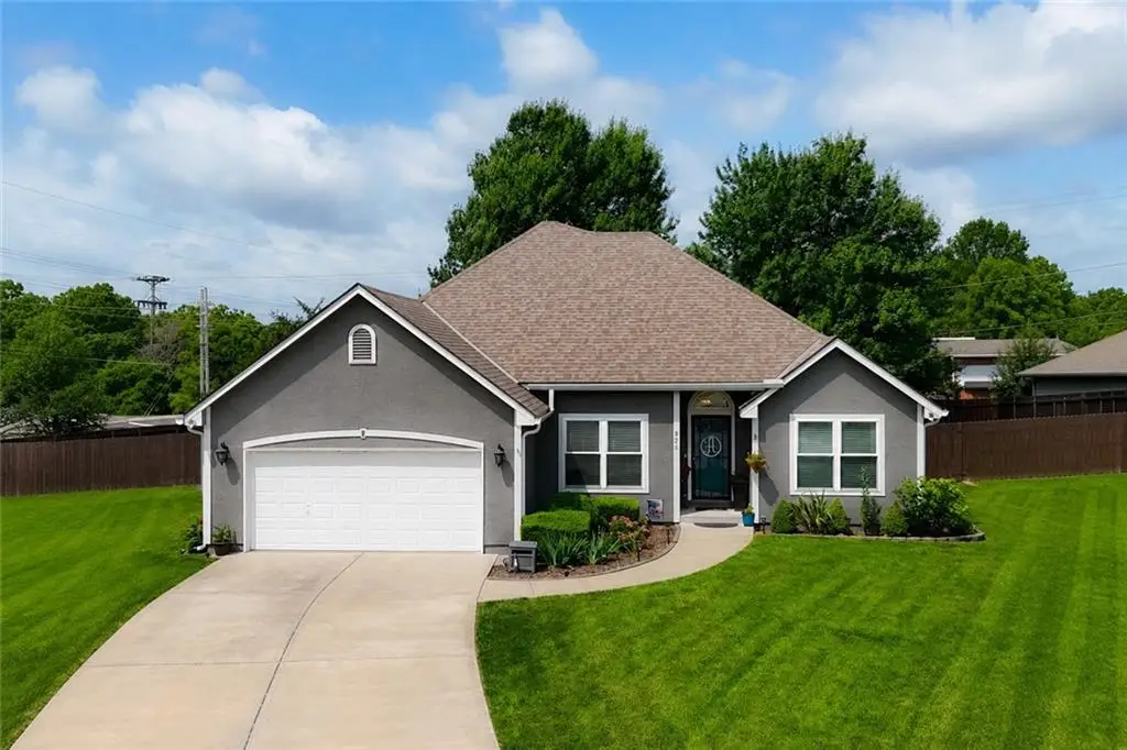 820 SW Benjamin Circle, Lees Summit, MO 64081 - #1
