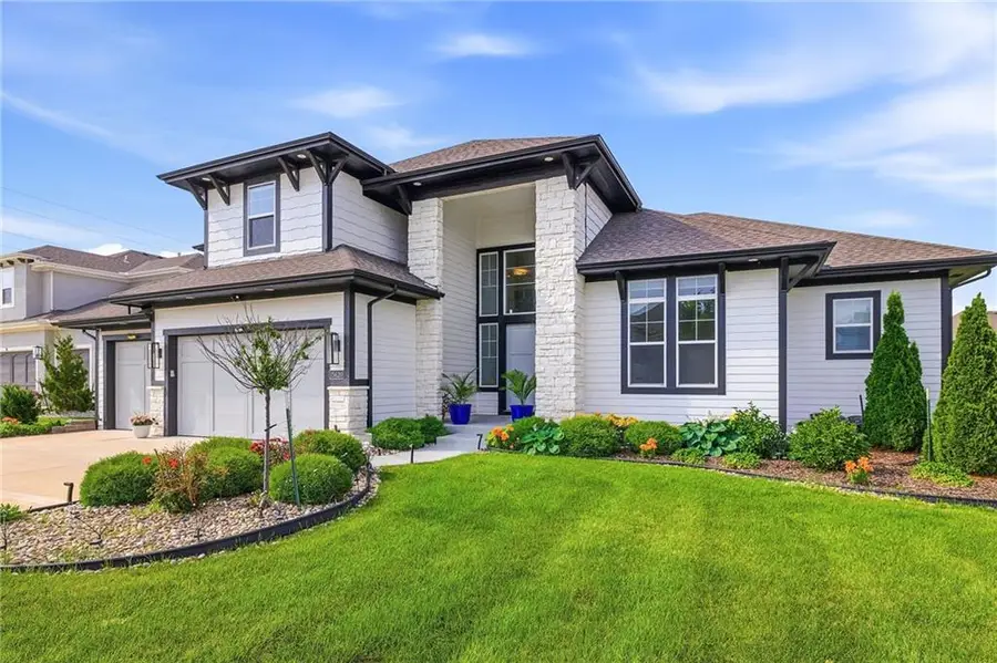 15620 Catalina Street, Overland Park, KS 66224 - #2