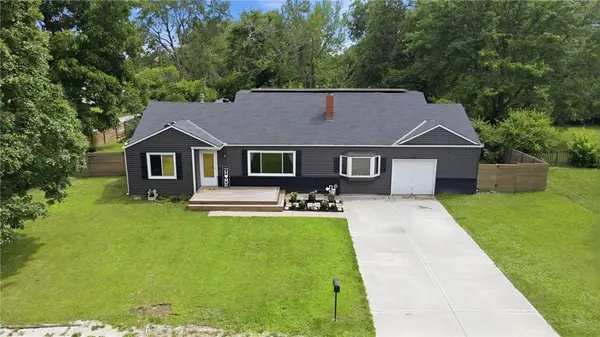 511 E 92nd Street, Kansas City, MO 64131