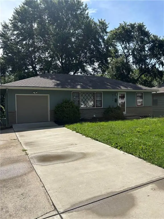 8719 Stark Avenue, Kansas City, MO 64138