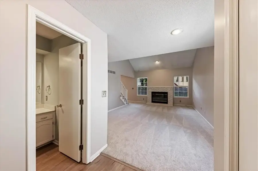10566 Long Street, Overland Park, KS 66215 - #3