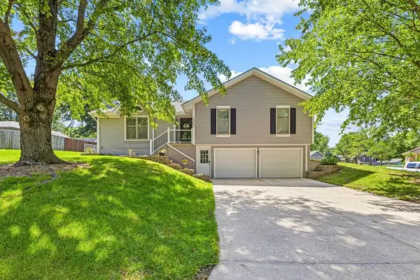 1802 Regency Drive, Kearney, MO 64060