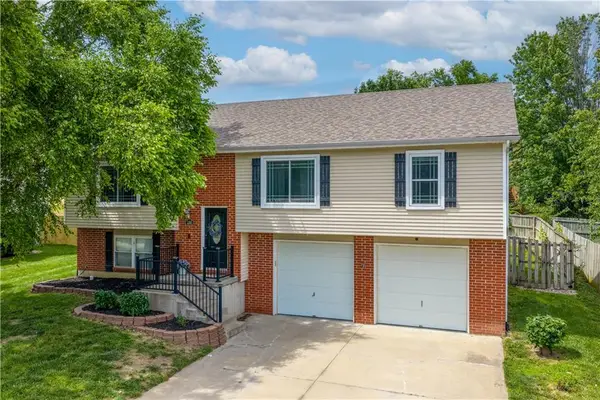 1305 Kimberly Drive, Warrensburg, MO 64093