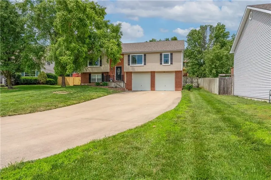 1305 Kimberly Drive, Warrensburg, MO 64093 - #3