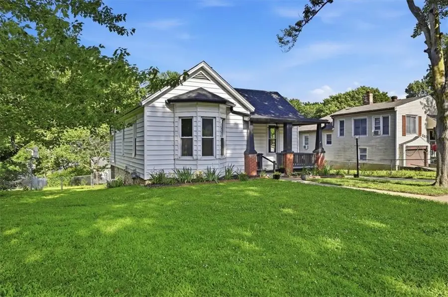 1113 9th Avenue, Leavenworth, KS 66048 - #2