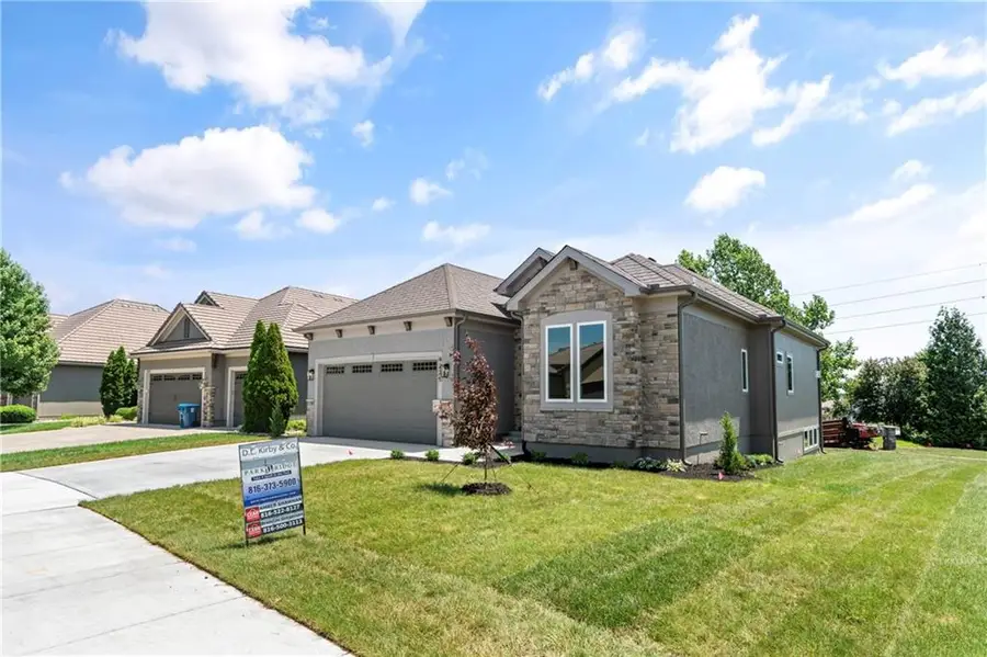 4225 NE Park Springs Drive, Lees Summit, MO 64064 - #2