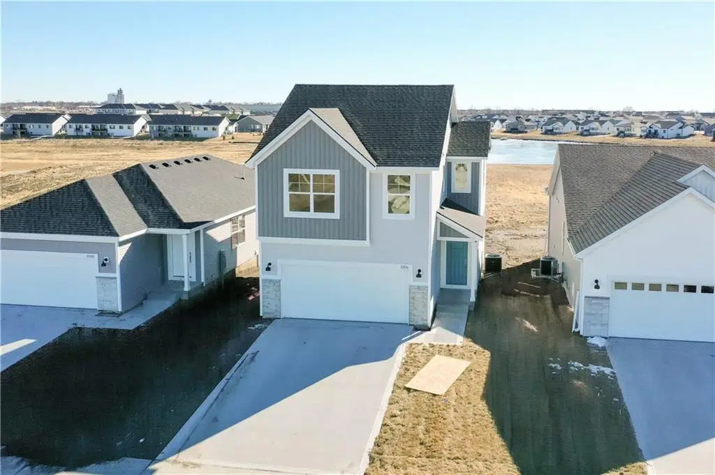8794 SW 10th Street, Blue Springs, MO 64064 - #1