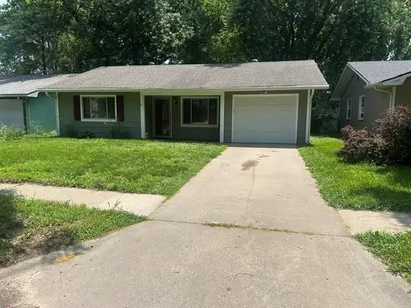 328 Lyon Street, Lawrence, KS 66044