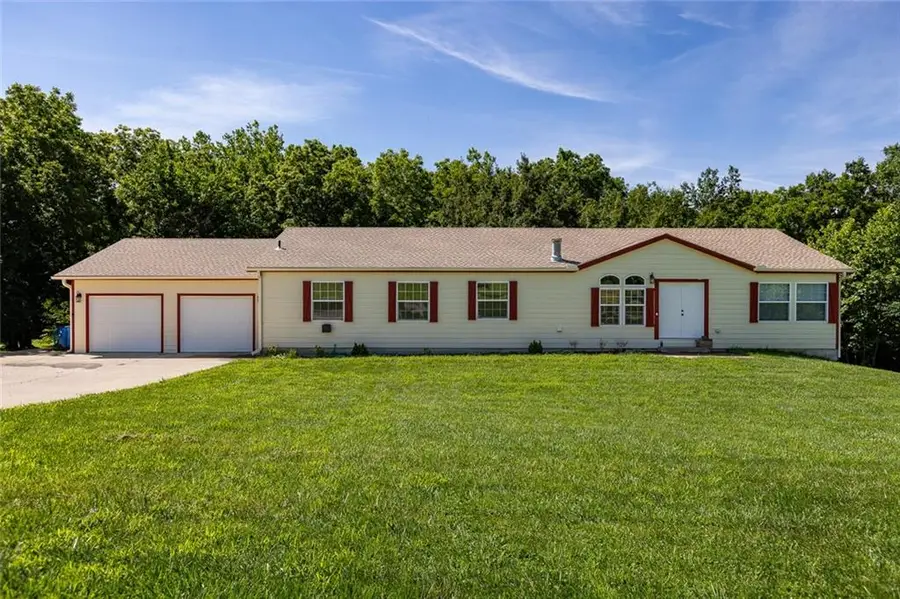 6375 SE Vollmer Drive, Lathrop, MO 64465 - #3
