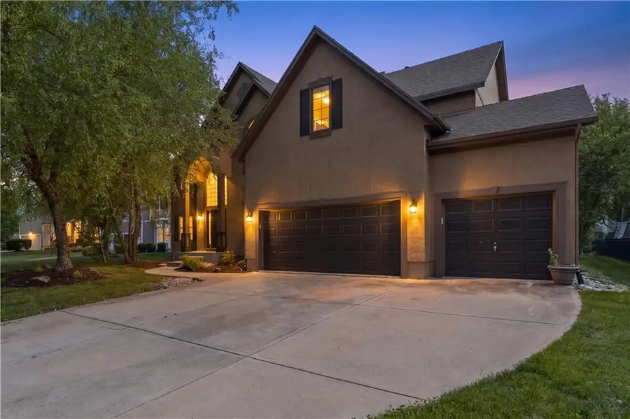 9233 W 143rd Terrace, Overland Park, KS 66221 - #2