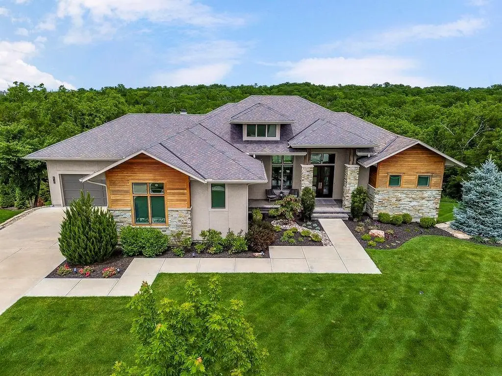 25040 W 105th Terrace, Olathe, KS 66061 - #1