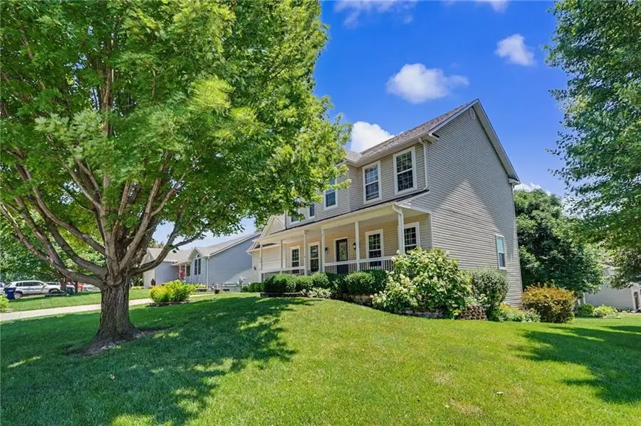 809 E 13th Street, Eudora, KS 66025 - #2