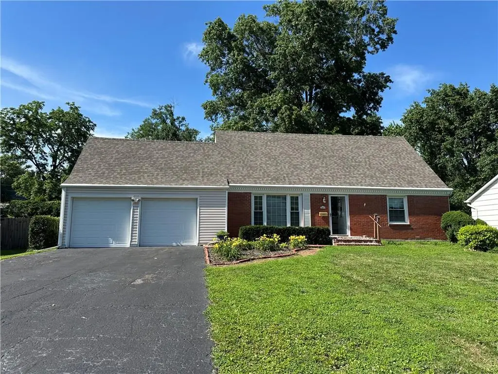 7300 W 89th Terrace, Overland Park, KS 66212 - #1