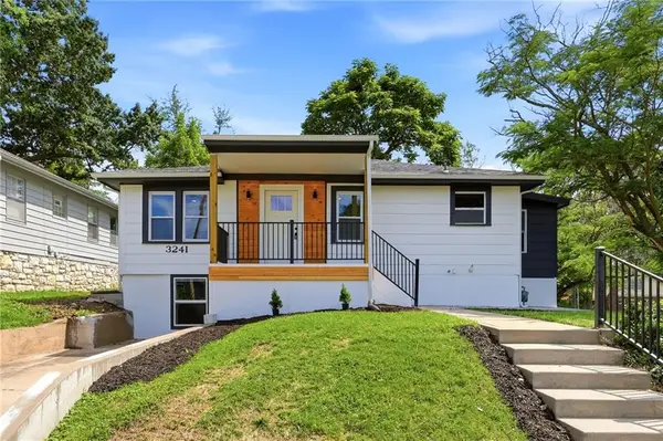 3241 W 42nd Avenue, Kansas City, KS 66103