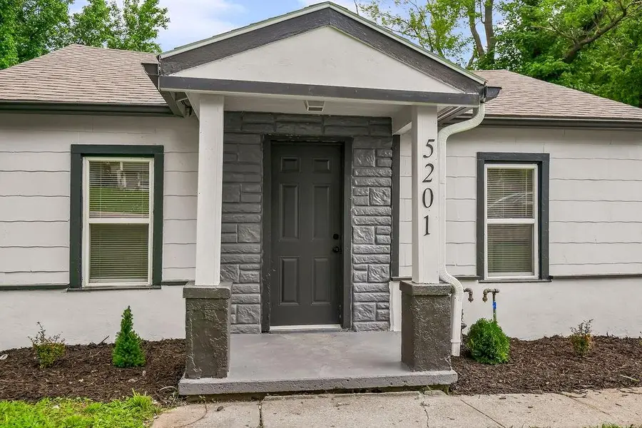 5201 NE 45th Terrace, Kansas City, MO 64117 - #2