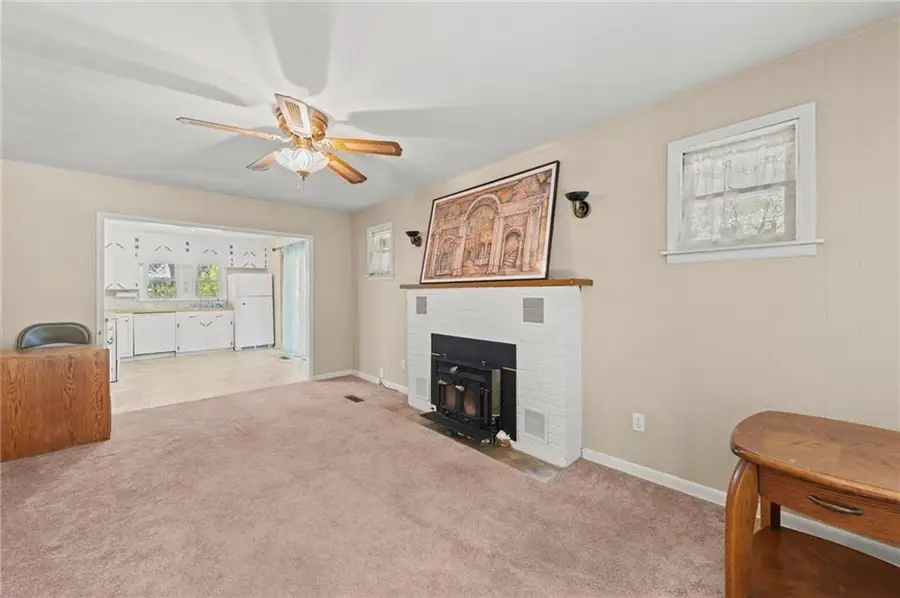 717 E Kansas Avenue, Independence, MO 64050 - #3