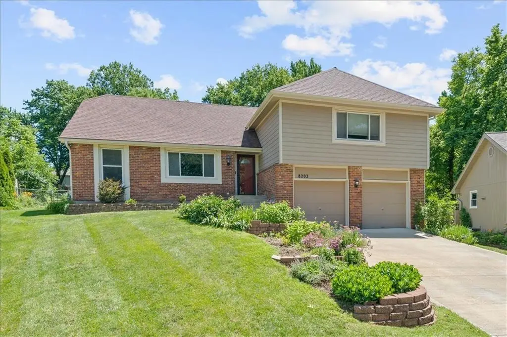 8203 Hauser Street, Lenexa, KS 66215 - #1
