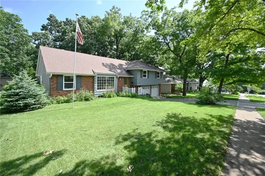 1710 NE 68th Street, Kansas City, MO 64118 - #3