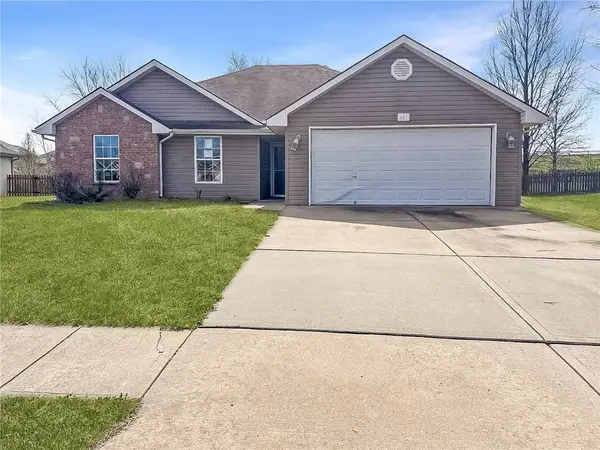 441 Sw Laura Lane, Kansas City, MO 64029