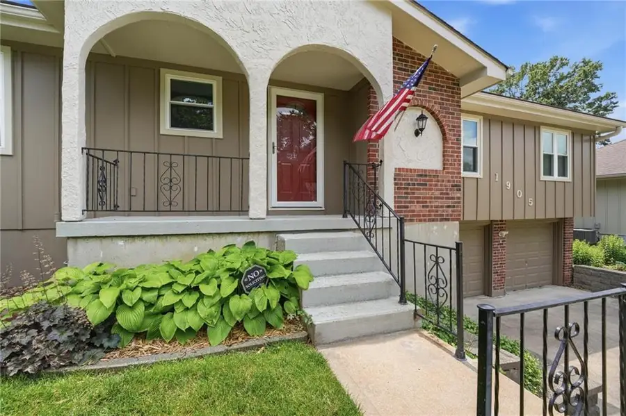 1905 SW Ensley Lane, Lees Summit, MO 64081 - #3