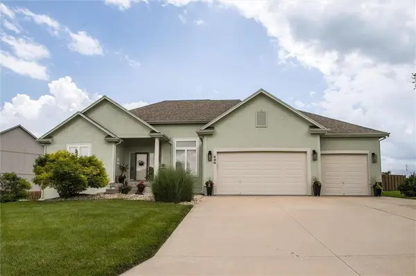 400 SE Stillwater Drive, Lee's Summit, MO 64063
