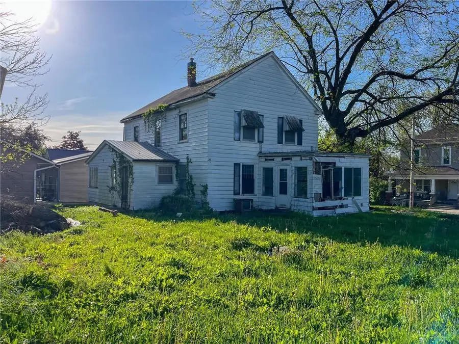 305 E 10th Street, Trenton, MO 64683 - #3