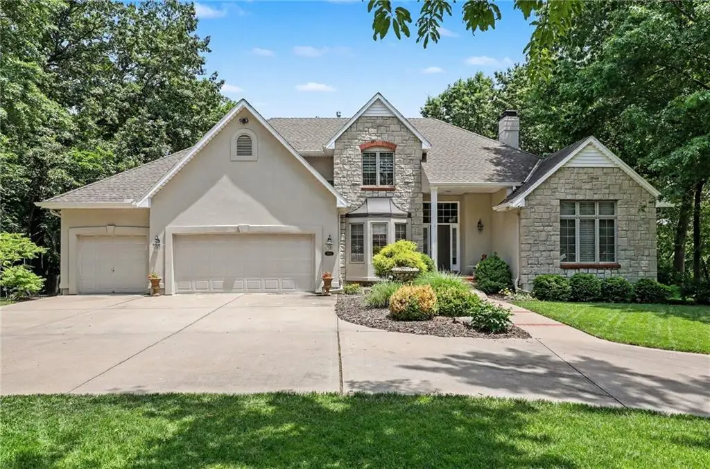 1915 NW Wildwood Court, Blue Springs, MO 64015 - #1