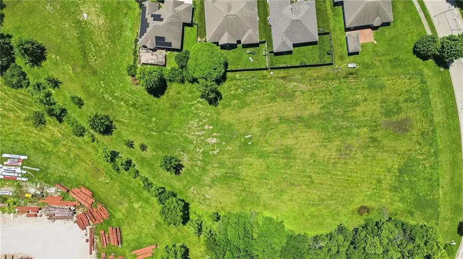 Tuscany Parkway, Peculiar, MO 64078 - #3