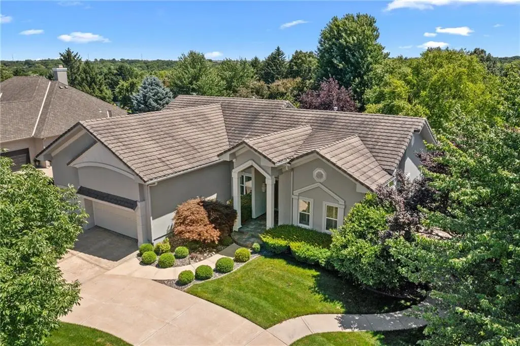 4989 W 150th Place, Leawood, KS 66224 - #1