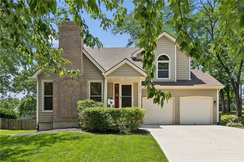 8712 N Lathrop Avenue, Kansas City, MO 64155 - #1