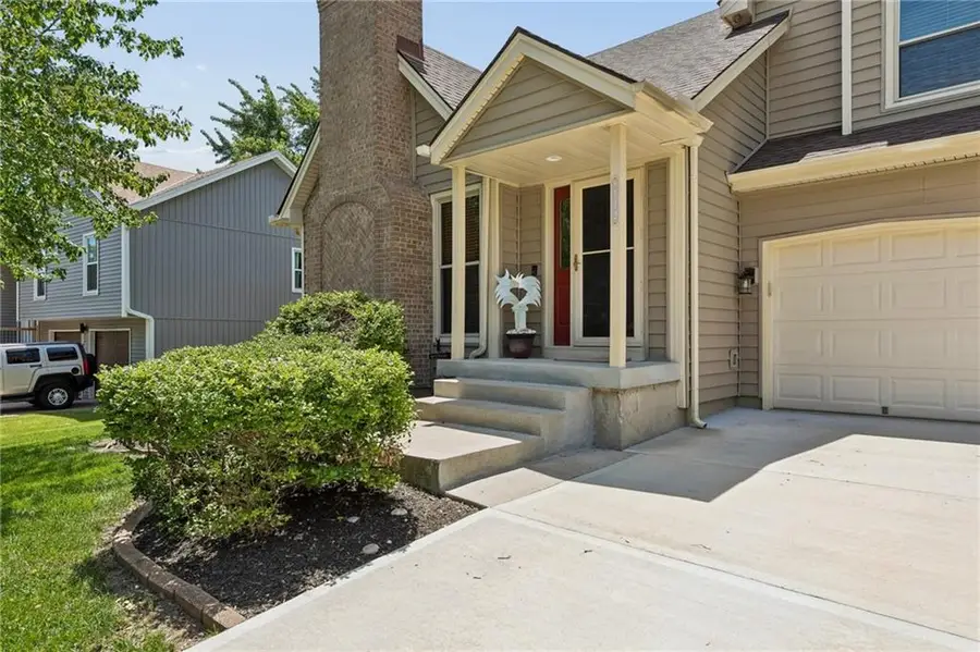 8712 N Lathrop Avenue, Kansas City, MO 64155 - #3