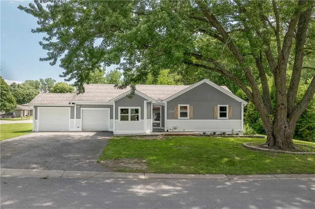 2710 Roma Lane, Country Club, MO 64505 - #1