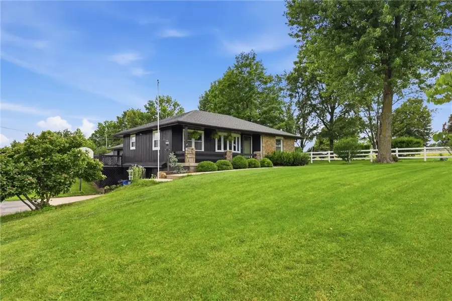 23485 W 207th Street, Spring Hill, KS 66083 - #2