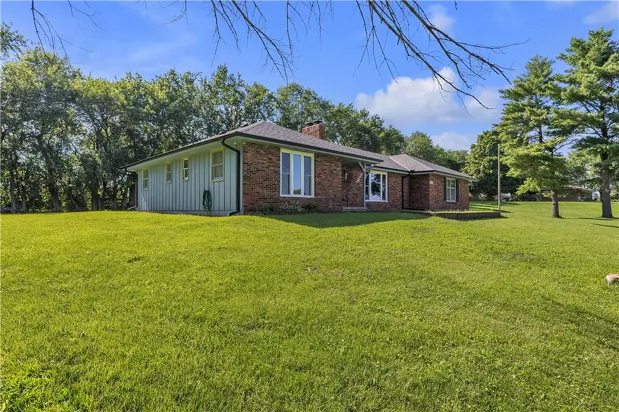 6306 Highway 169 Highway Se, Saint Joseph, MO 64507 - #3