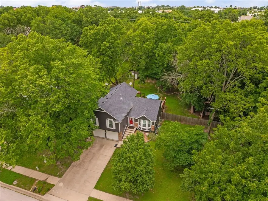 15820 W 123rd Street, Olathe, KS 66062 - #3