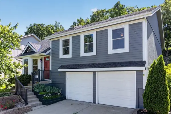 902 NW 63rd Street, Kansas City, MO 64118