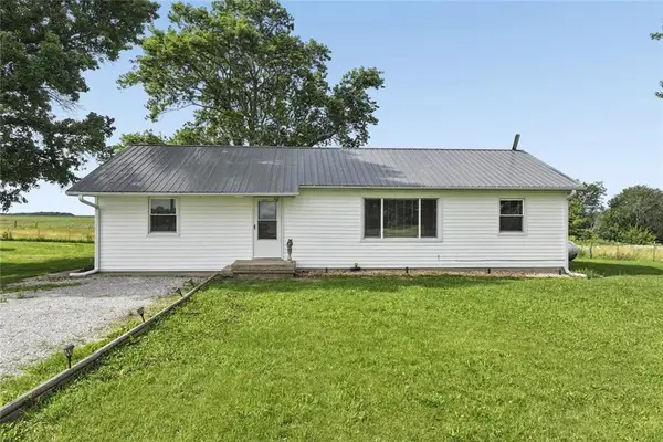 21050 Cc Highway, Houstonia, MO 65333