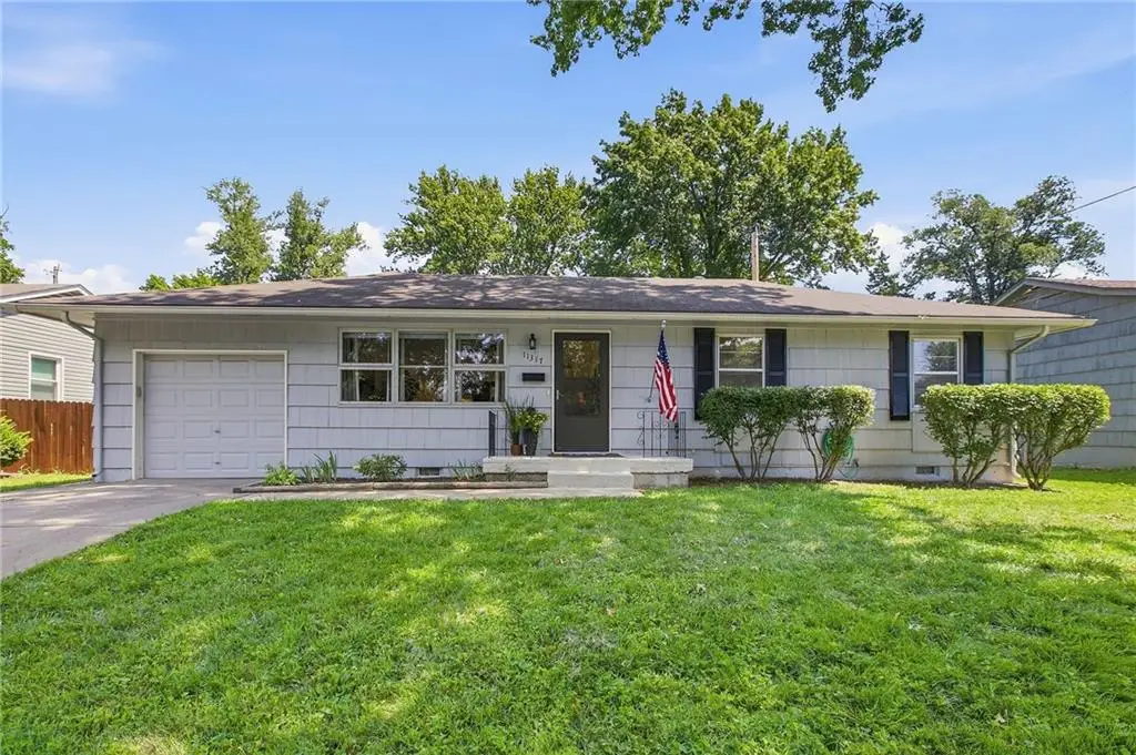 11317 Norton Avenue, Kansas City, MO 64137 - #1