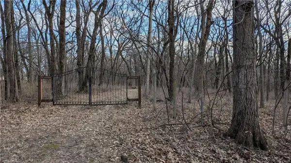 TBD NW 550 Road, Kingsville, MO 64061
