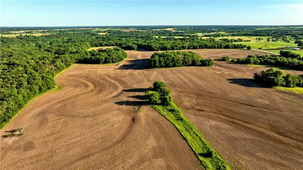 Se 321st Road, Leeton, MO 64761