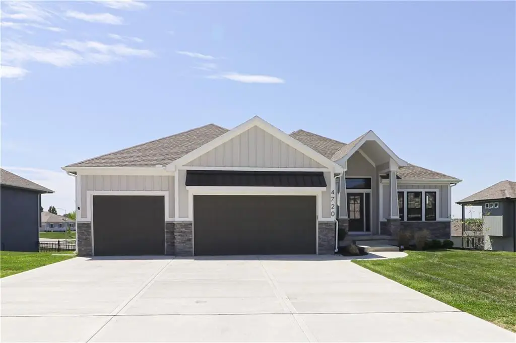 4720 NE Freehold Drive, Lees Summit, MO 64064 - #1