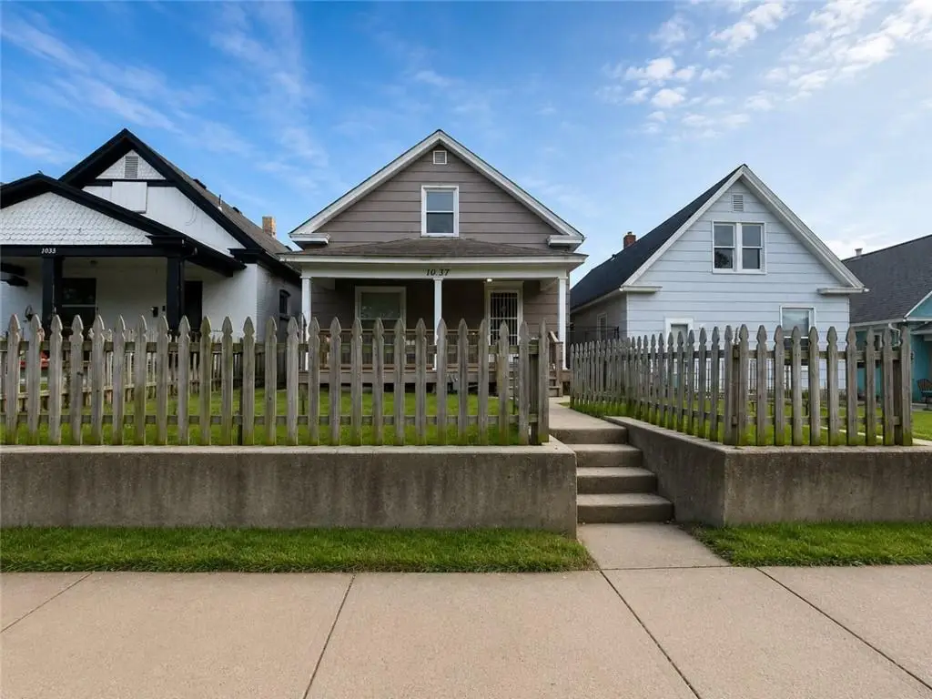 1037 Sandusky Avenue, Kansas City, KS 66102 - #1