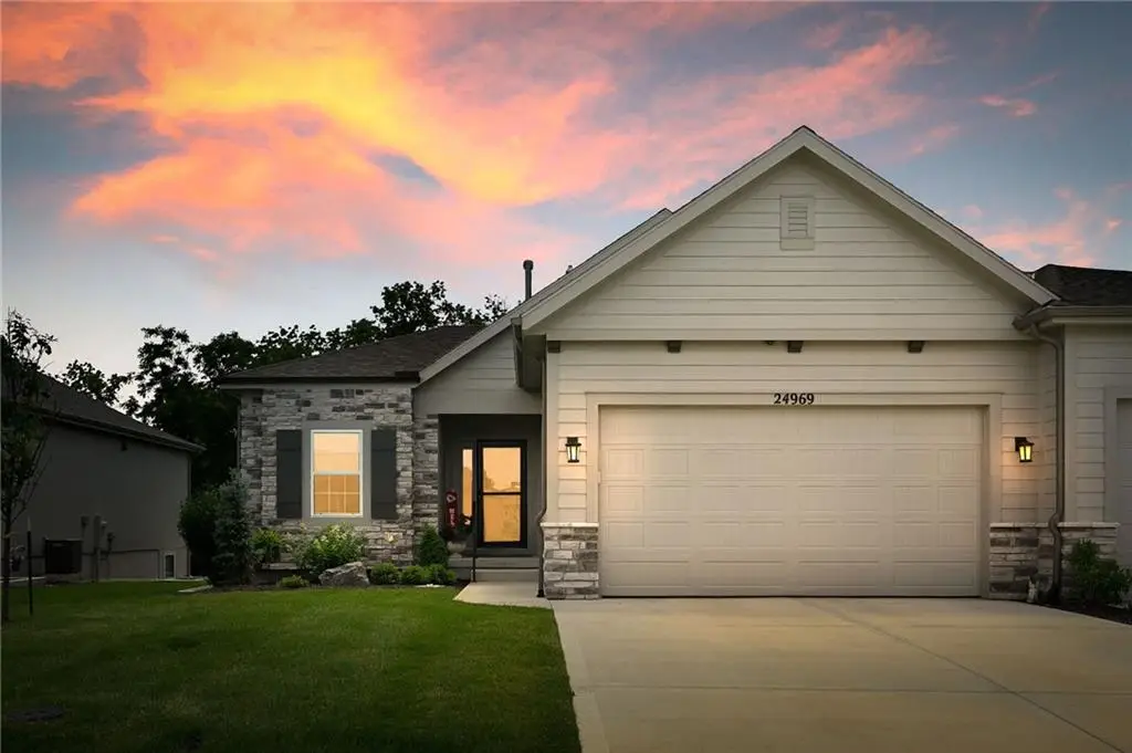 24969 W 94th Place, Lenexa, KS 66227 - #1