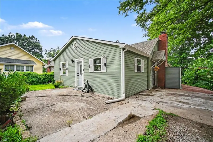 318 S Lynn Street, Independence, MO 64050 - #3